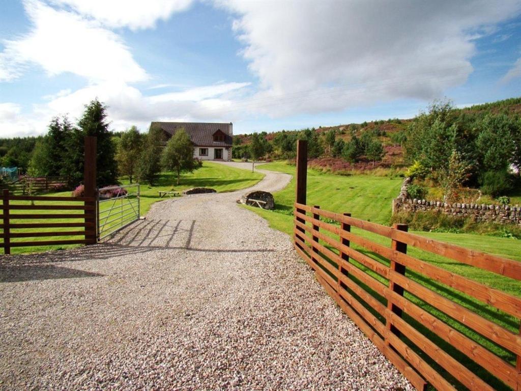Binnilidh Mhor B&B Glenmoriston エクステリア 写真