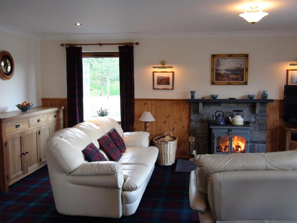 Binnilidh Mhor B&B Glenmoriston エクステリア 写真